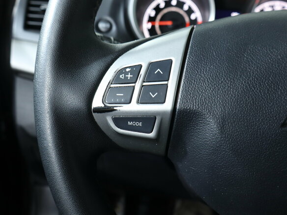 2012 Mitsubishi Lancer X Рестайлинг, чёрный, 725000 рублей - вид 9