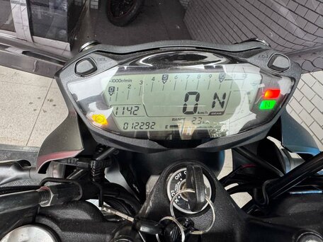2021 Suzuki SV 650, чёрный, 675000 рублей, вид 5