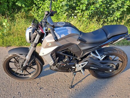 2022 Motoland CB250, серебристый, 130000 рублей, вид 3