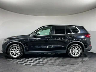 2020 BMW X5 30d IV (G05/G18), чёрный, 5542639 рублей, вид 5