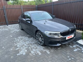 2019 BMW 5 серии 530e VII (G30/G31/G38), чёрный, 3550000 рублей, вид 4