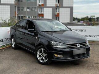 2015 Volkswagen Polo V Рестайлинг, чёрный, 799000 рублей, вид 3