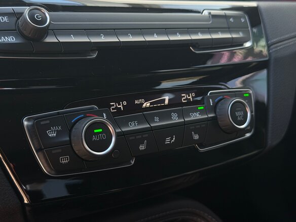 2021 BMW X1 28i xDrive II (F48) Рестайлинг, серый, 2250000 рублей - вид 17