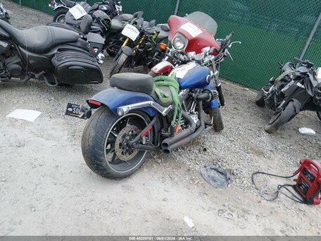 2015 Harley-Davidson Breakout, чёрный, 960927 рублей, вид 4