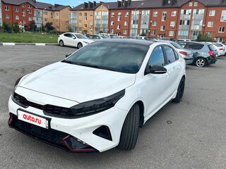2022 Kia Cerato IV Рестайлинг, белый, 2500000 рублей, вид 3