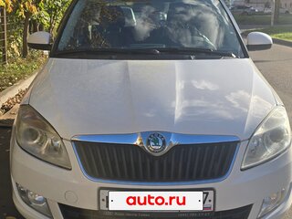 2012 Skoda Roomster I Рестайлинг, белый, 950000 рублей, вид 1