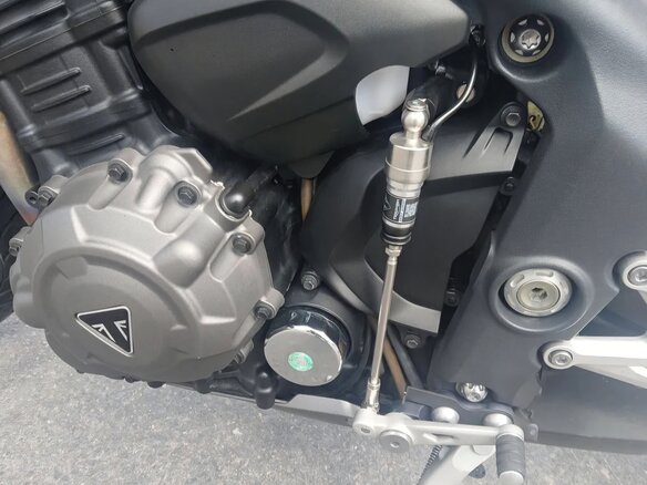 2020 Triumph Speed Triple, серый, 1230000 рублей - вид 6