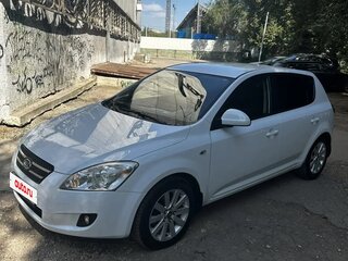 2009 Kia Ceed I, белый, 850000 рублей, вид 4