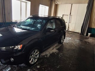 2010 Mitsubishi Outlander II Рестайлинг, чёрный, 1300000 рублей, вид 1