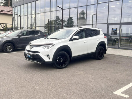 Toyota RAV4 IV (XA40) Рестайлинг