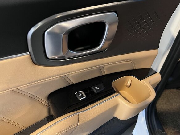 2021 Kia Sorento IV, белый, 3790000 рублей - вид 31