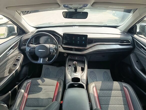 2022 Haval F7x I Рестайлинг, чёрный, 1550000 рублей - вид 4