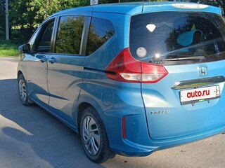 2018 Honda Freed II, голубой, 1550000 рублей, вид 4