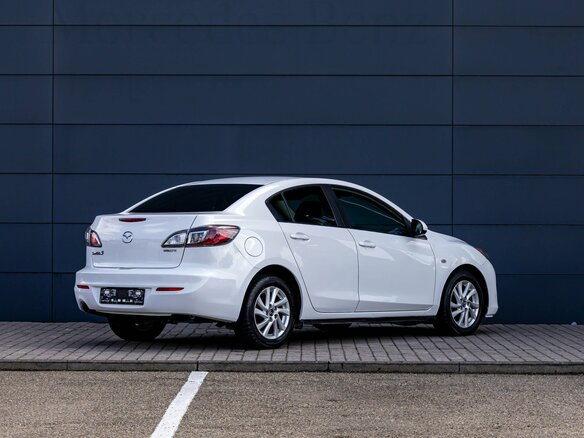 2013 Mazda 3 II (BL) Рестайлинг, белый, 995000 рублей - вид 5