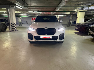 2022 BMW X5 40i IV (G05/G18), белый, 7700000 рублей, вид 2