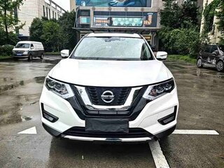 2022 Nissan X-Trail III Рестайлинг, белый, 1668000 рублей, вид 2