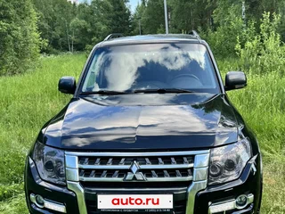 2015 Mitsubishi Pajero IV Рестайлинг 2, чёрный, 2200000 рублей, вид 2