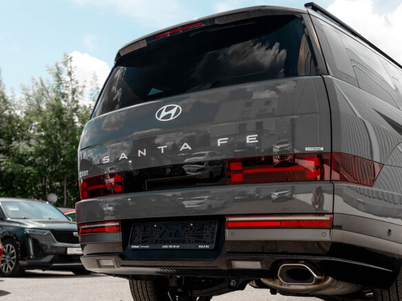 2026 Hyundai Santa Fe V (MX5), серый, 5890000 рублей - вид 5