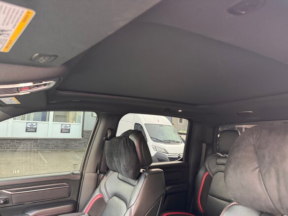 2023 Ram 1500 Crew Cab TRX V, чёрный, 12500000 рублей - вид 12