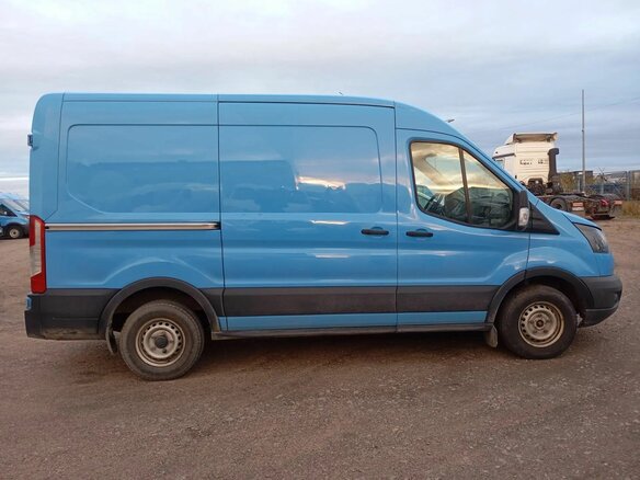 2021 Ford Transit, синий, 2878500 рублей - вид 3