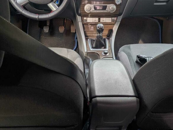 2008 Ford Focus II Рестайлинг, серый, 680000 рублей - вид 7