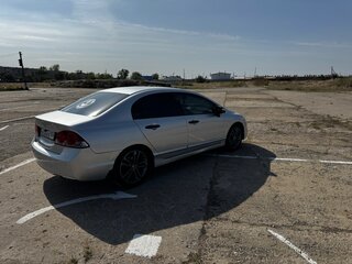 2008 Honda Civic VIII, серебристый, 650000 рублей, вид 4