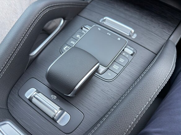 2025 Mercedes-Benz GLS 450 II (X167) Рестайлинг, чёрный, 13950000 рублей - вид 18