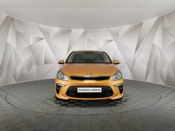 2017 Kia Rio IV, оранжевый, 1355150 рублей - вид 6