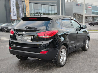 2013 Hyundai ix35 I, чёрный, 930000 рублей, вид 4
