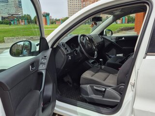 2016 Volkswagen Tiguan I Рестайлинг, белый, 1445000 рублей, вид 5
