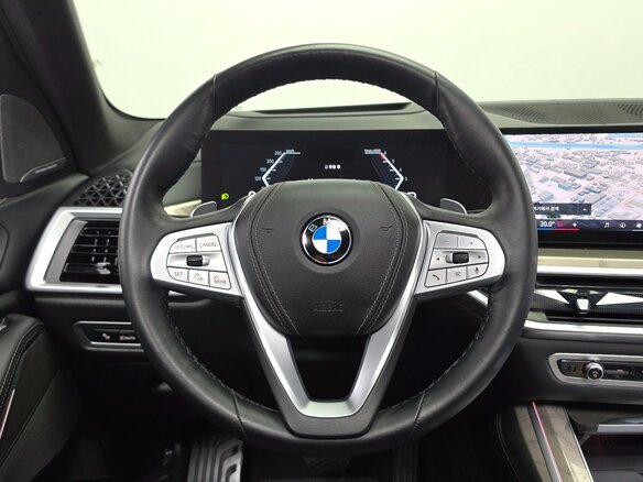 2023 BMW X7 40d I (G07) Рестайлинг, белый, 12350000 рублей - вид 5