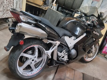 2006 Honda VFR 800, чёрный, 427000 рублей, вид 3