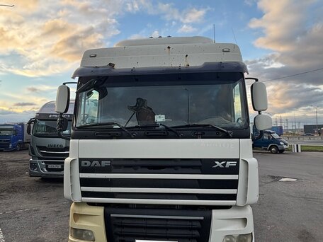 2012 DAF XF 105, белый, 3500000 рублей, вид 2