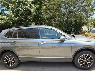 2021 Volkswagen Tiguan Allspace II, серый, 2700000 рублей, вид 2