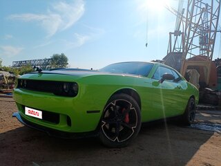 2011 Dodge Challenger SRT8 SRT-8 III Рестайлинг, зелёный, 3000000 рублей, вид 5