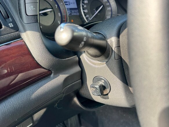 2010 Infiniti M25 IV, серый, 1160000 рублей - вид 11