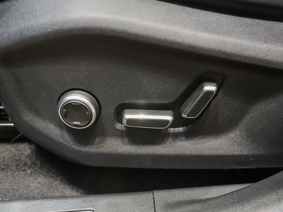 2026 Geely Monjaro I Рестайлинг, чёрный, 5107000 рублей - вид 9