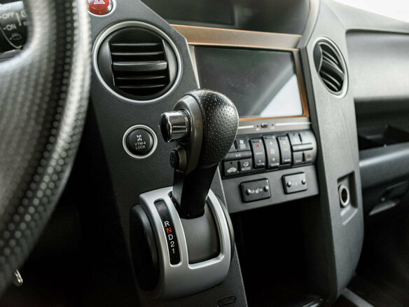 2008 Honda Pilot II, серый - вид 17