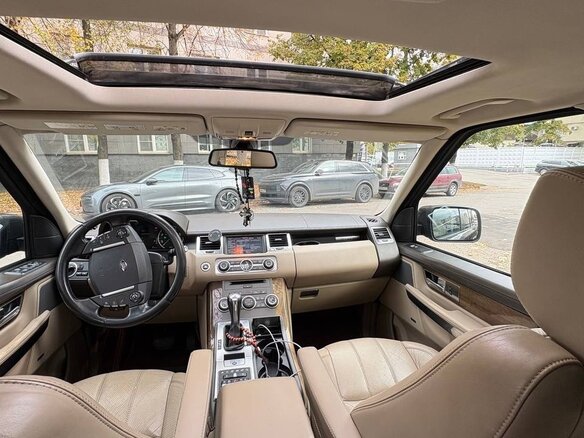 2011 Land Rover Range Rover Sport I Рестайлинг, коричневый, 1820000 рублей - вид 5