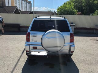 2001 Toyota RAV4 II (XA20), серебристый, 750000 рублей, вид 4