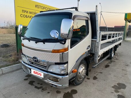 2002 Hino Series 300 (Dutro), белый, 1999999 рублей, вид 1