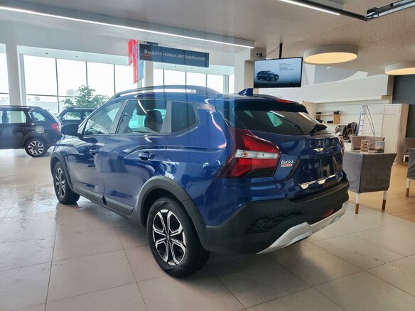 2026 Lada (ВАЗ) Iskra SW Cross, синий - вид 4