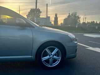 2007 Toyota Avensis II Рестайлинг, серый, 580000 рублей, вид 3