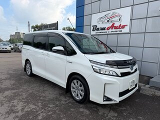 Toyota Voxy III (R80) Рестайлинг