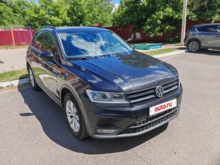 2020 Volkswagen Tiguan II, чёрный, 2850000 рублей, вид 2