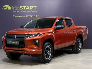 2019 Mitsubishi L200 V Рестайлинг, оранжевый, 1820000 рублей, вид 1