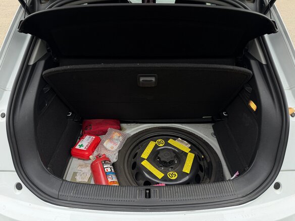 2013 Audi A1 I (8X), белый, 1150000 рублей - вид 8