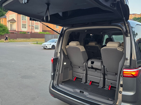 2022 Volkswagen Multivan T7, серый, 5890000 рублей - вид 13