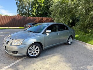2007 Toyota Avensis II Рестайлинг, серебристый, 510000 рублей, вид 2