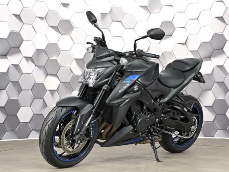 2019 Suzuki GSX-S 1000, чёрный, 869000 рублей, вид 2